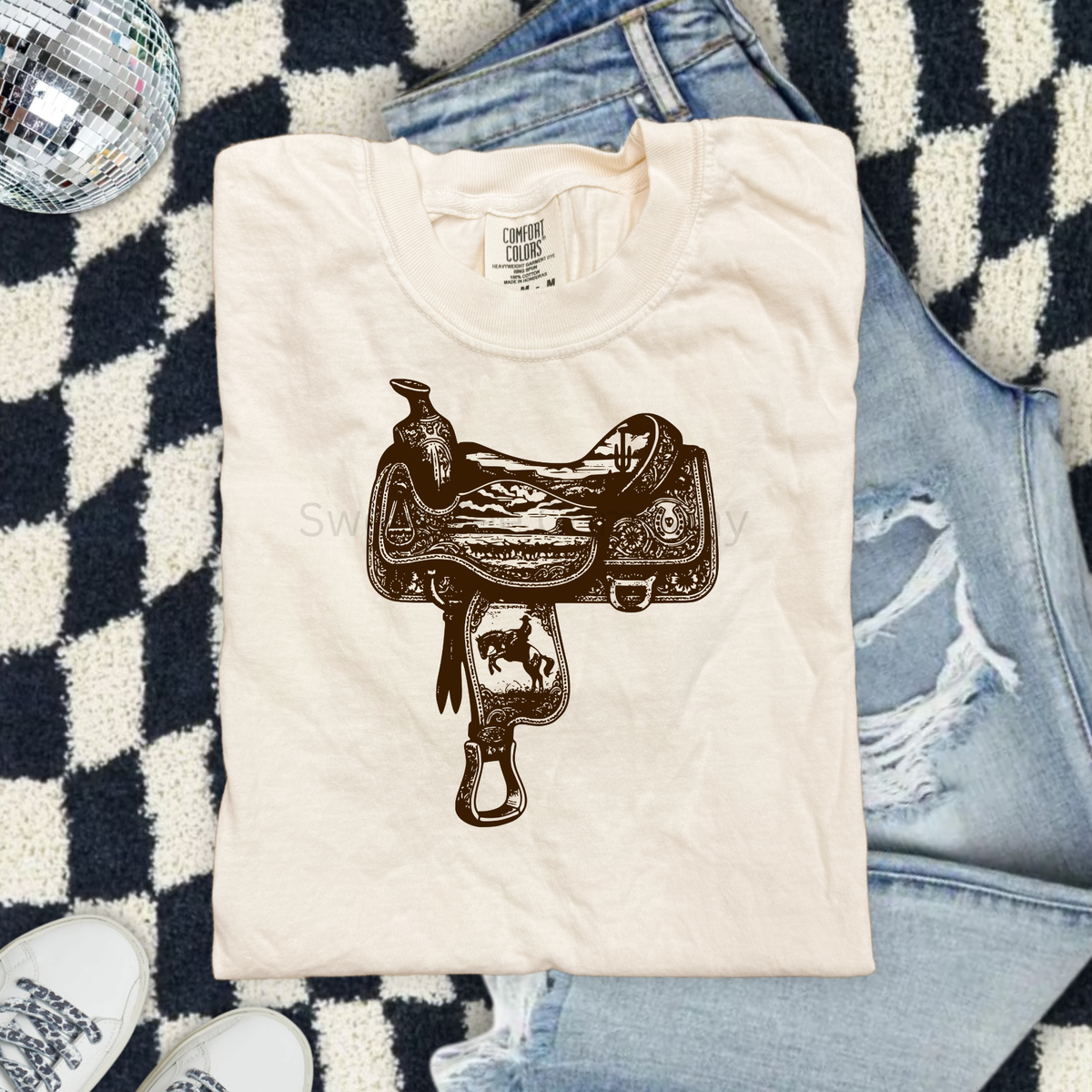 Vintage Western Saddle Graphic Tee