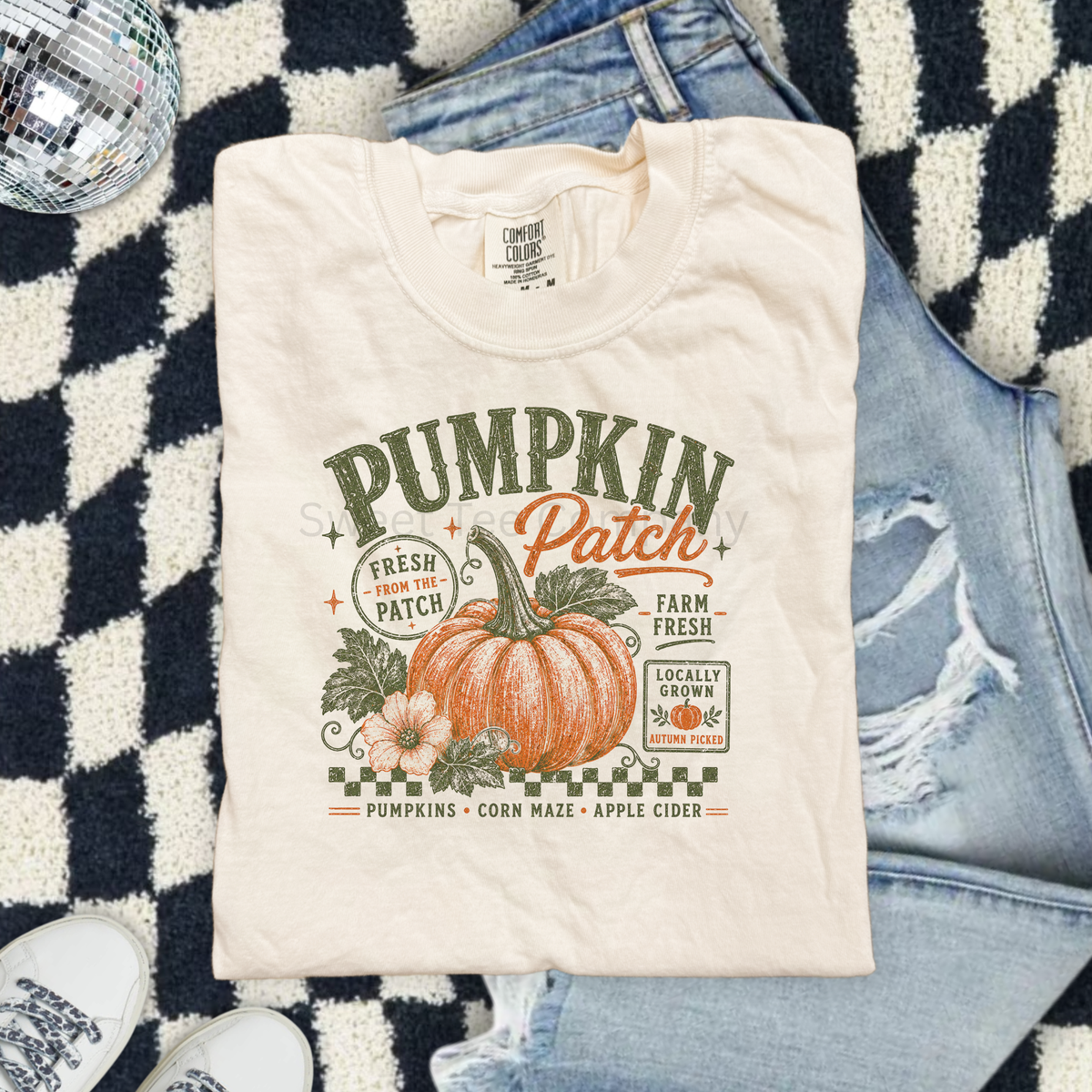 Vintage Pumpkin Patch Fall Graphic Tee